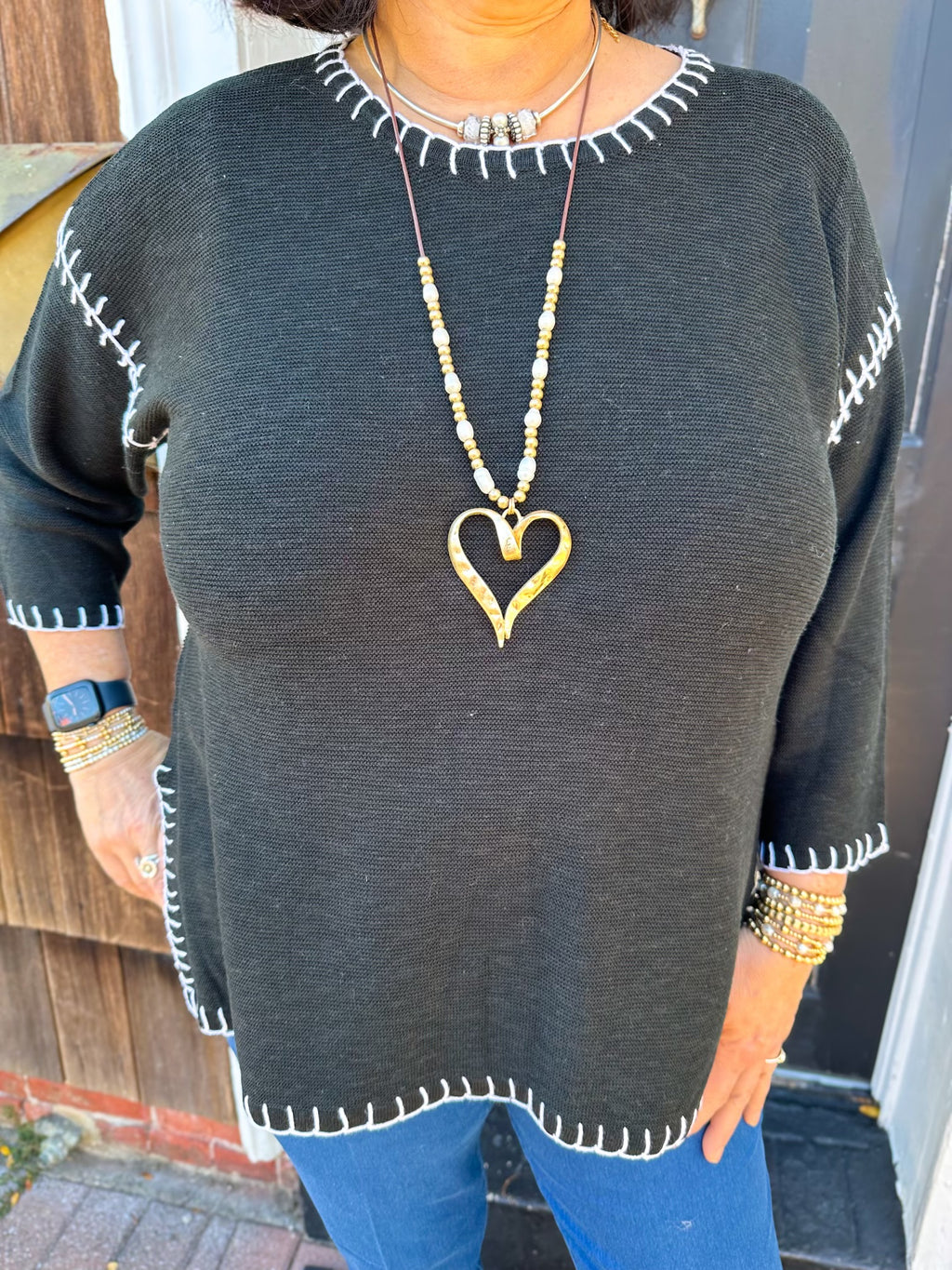 Boutique Glitter Heart Necklace main image 0
