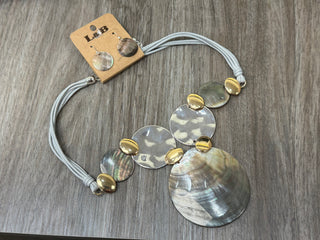 Shell Medalion Necklace and Earring Set