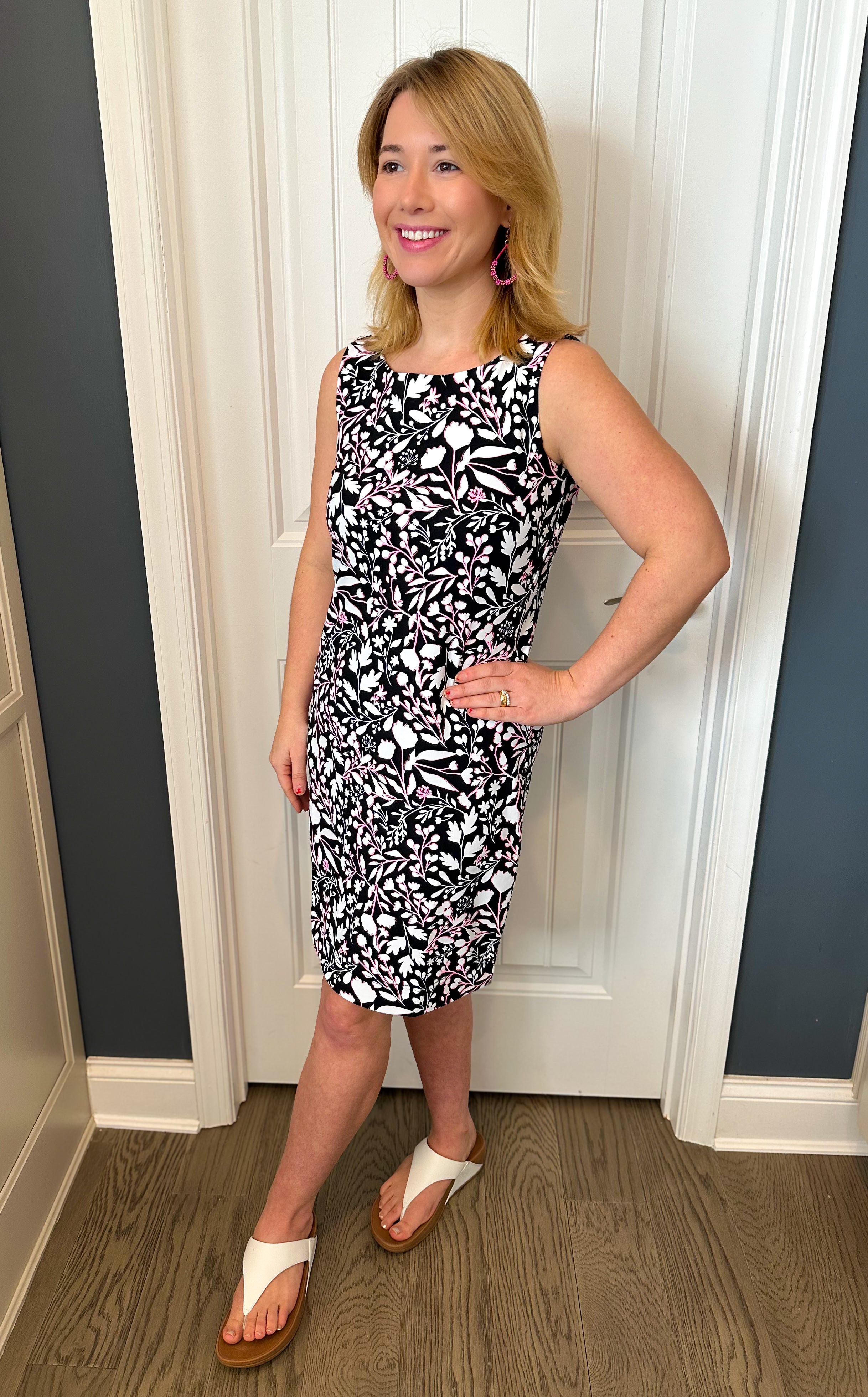 Lulu_B_Black_Floral_Shift_Slee