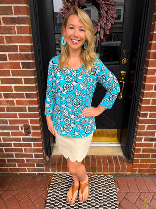 Lulu B Clear Turquoise Shells Crew Neck 3/4 Sleeve Top