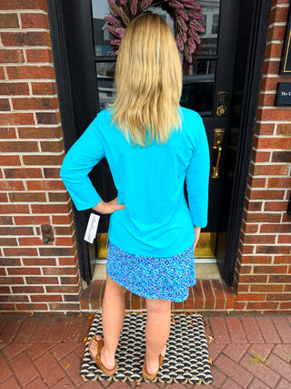Lulu B Clear Turquoise Crew Neck 3/4 Sleeve Top