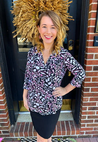 Lulu B Black Floral V-Neck 3/4 Sleeve Top