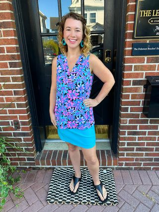 Beachtime by Lulu B Spring Bouquet Sleeveless V-neck Tank