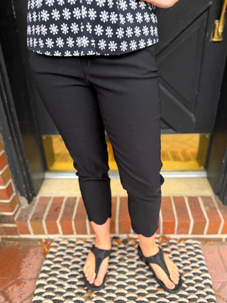 Lulu B Bangladine Black Scallop Capri