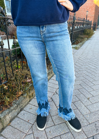 EverStretch Straight Ankle Jeans with Bottom Embroidery