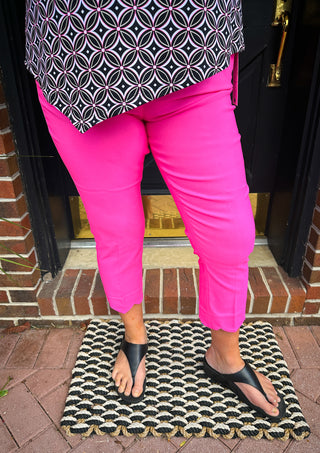 Lulu B Bangladine Bright Hot Pink Scallop Capri