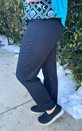 Lulu B Black Secret Pocket Capri Leggings