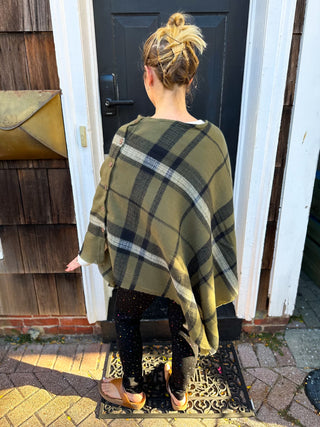 Adela Supersoft Plaid Poncho with Buttons Olive and Black