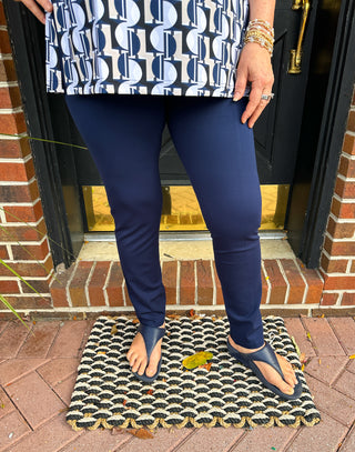 Lulu B Navy Classic Leggings