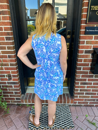 Lulu B White and Blue Coral Sleeveless Keyhole Top