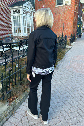 Tango Mango Black & White Mosaic Print Sleeveless Collared Blouse