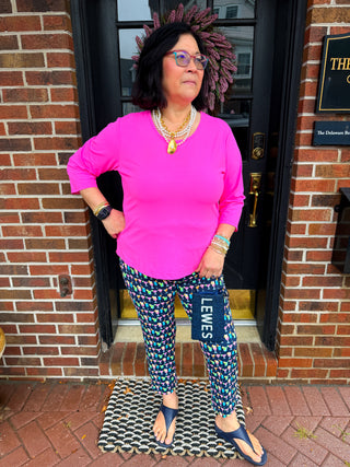Lulu B Bright Hot Pink Crew Neck 3/4 Sleeve Top