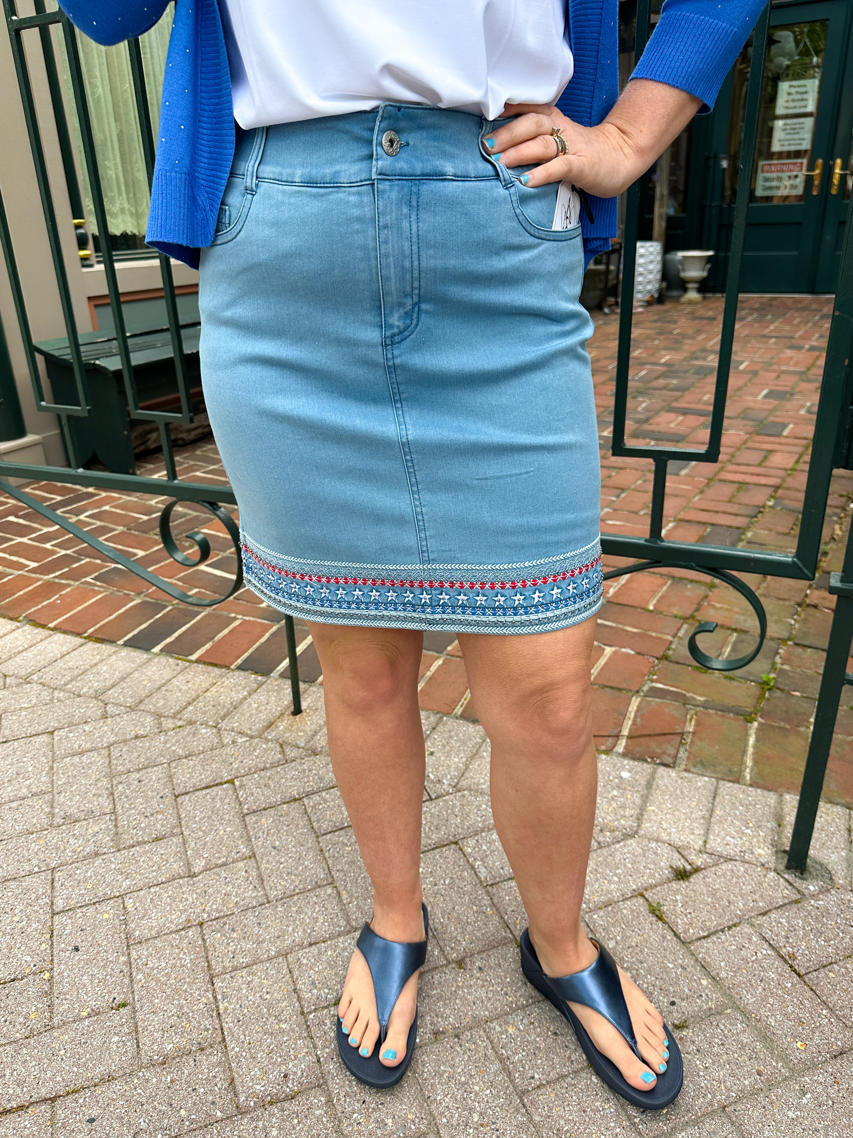 Lulu B Jeans – Blooming Boutique