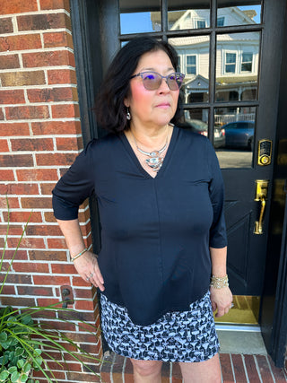 Lulu B Black V-Neck 3/4 Sleeve Top