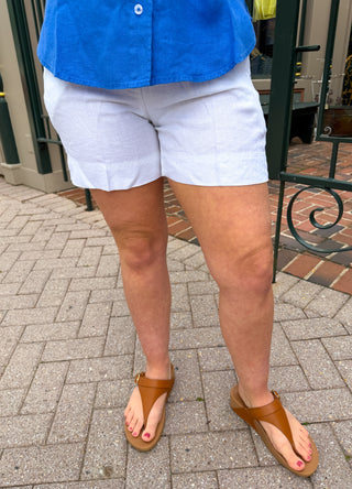 Lulu B White Linen Shorts with Pockets
