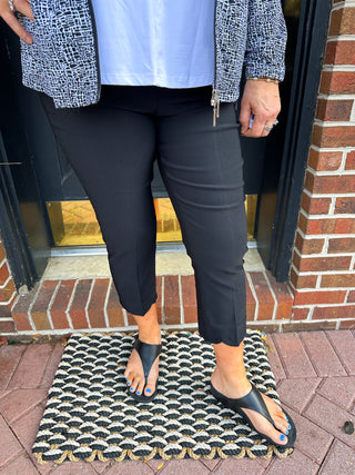 Lulu B Bangladine Black Scallop Capri