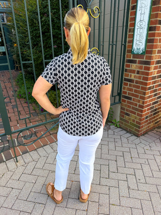Lulu B Black and Stone Geometric Links Short Sleeve Collar Top