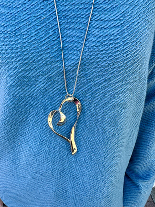 Curvy Heart Necklace Set