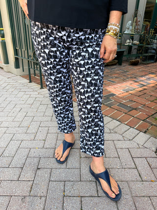Lulu B Black and White Cocktails Secret Pocket Capri Legging
