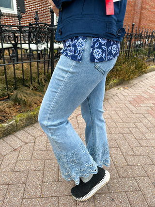 EverStretch Flare Crop with Cut-out Bottom Light Denim