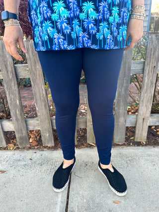 Lulu B Navy Island Leggings