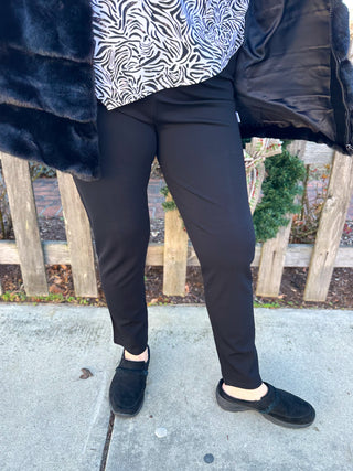 Lulu B Black Classic Leggings