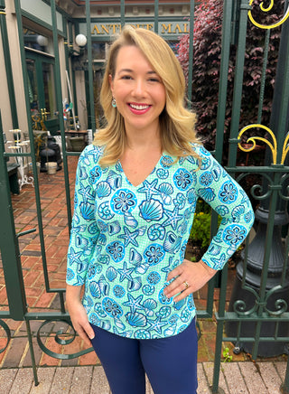 Lulu B Gingham Seafoam Shells V-Neck Top