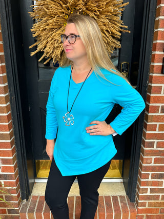 Lulu B Clear Turquoise 3/4 Sleeve Asymmetrical Top