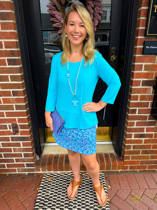 Lulu B Clear Turquoise Crew Neck 3/4 Sleeve Top