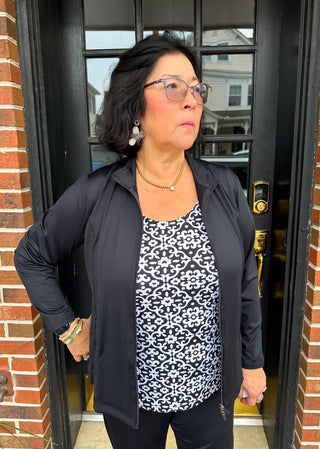 Lulu B Black Full Zip Jacket