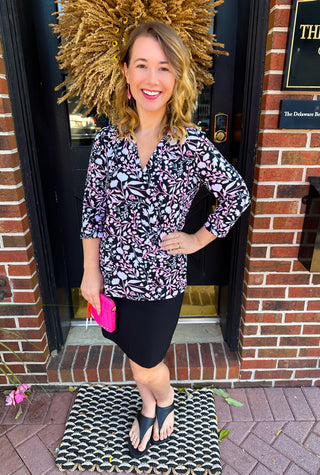 Lulu B Black Floral V-Neck 3/4 Sleeve Top