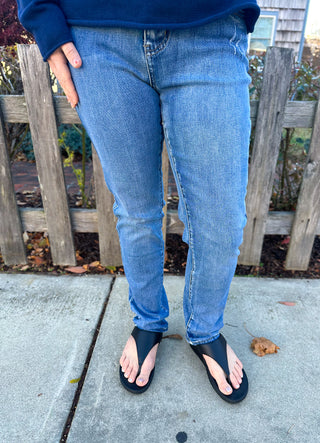 EVERSTRETCH STRAIGHT WITH BOTTOM CUFF JEAN