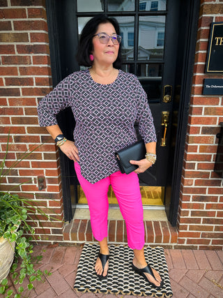 Lulu B Geometric Pink Asymmetrical Scoop Neck Top