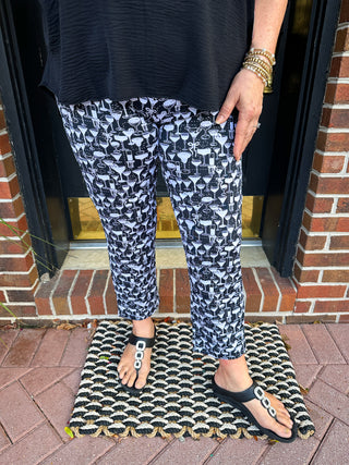 Lulu B Black and White Cocktails Secret Pocket Capri Legging