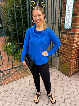 Lulu B Blue Waffle Texture Cowl Neck 2 Pocket Top