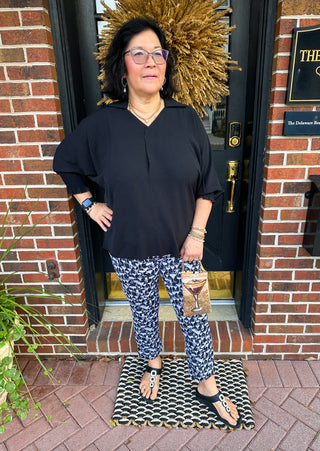 Lulu B Black and White Cocktails Secret Pocket Capri Legging