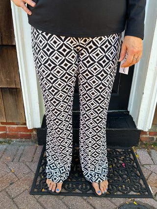 Lulu B Black and Gold Pants