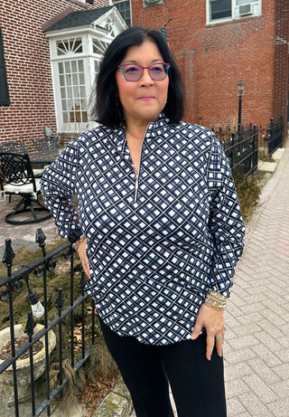 Beachtime by Lulu B Black Plaid Quarter Zip-Up Pull-Over