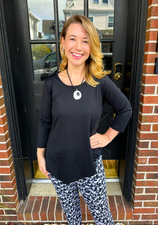 Lulu B Black Asymmetrical Scoop Neck Top