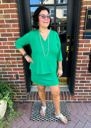 Lulu B Emerald V-Neck 3/4 Sleeve Top