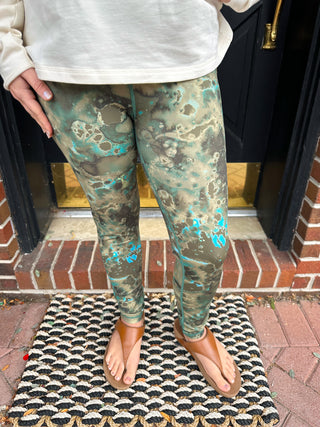 Escape by Habitat Olive Marble Leggings