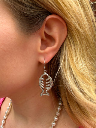Silver Fish and Pearl Necklace Set