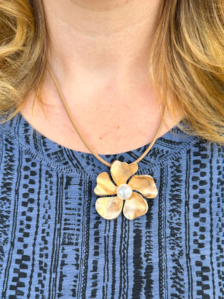 Gold Flower Necklace