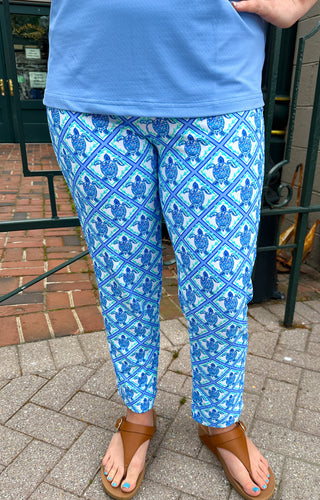 Lulu B Turtle Lattice Secret Pocket Capri Legging