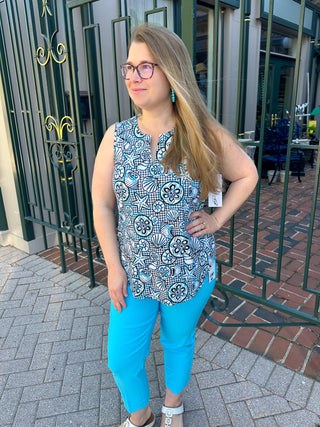 Lulu B Black Gingham Shells Sleeveless Keyhole Top