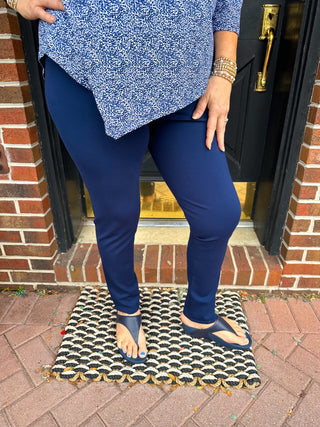 Lulu B Navy Classic Leggings