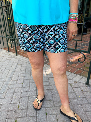 Lulu B Black and Turquoise Shells Pocket Shorts