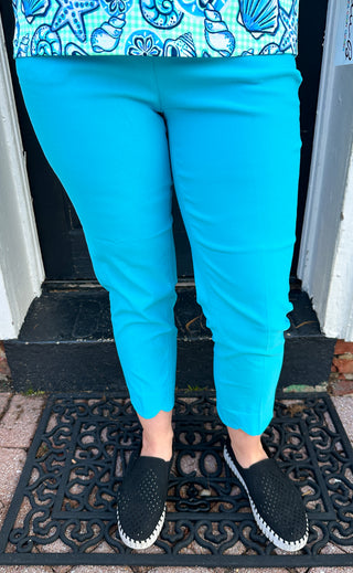 Lulu B Bangladine Clear Turquoise Scallop Capri