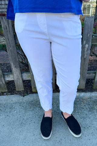 Lulu B Bangladine White Scallop Capri