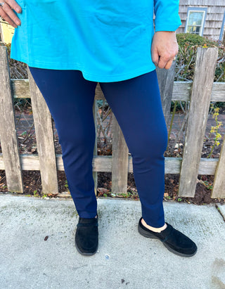 Lulu B Navy Classic Leggings